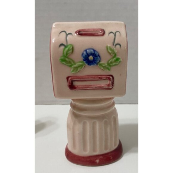 Vtg Girl & Puppy US Mailbox Salt & Pepper Shaker Set Japan - Picture 5 of 8